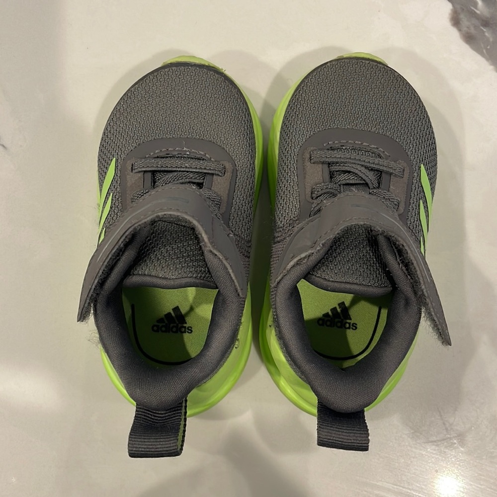 Little boys Adidas tennis shoes